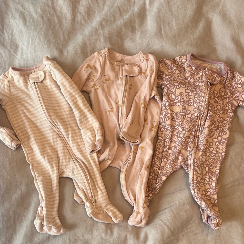 Cloud Island Pink and Cream Footies